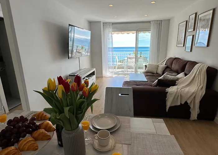 Horizonte 3 Charming With Breathtaking Sea View At First Line Of Appartamento Fuengirola