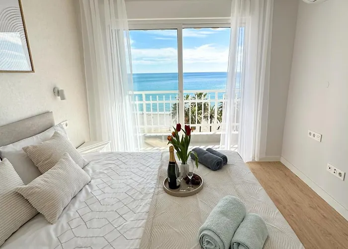 Horizonte 3 Charming With Breathtaking Sea View At First Line Of * Fuengirola