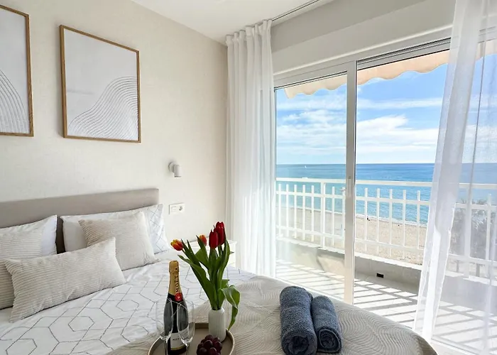 Horizonte 3 Charming With Breathtaking Sea View At First Line Of Apartament