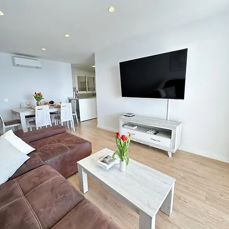 Horizonte 3 Charming With Breathtaking Sea View At First Line Of
