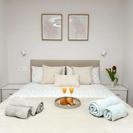Horizonte 3 Charming With Breathtaking Sea View At First Line Of 아파트