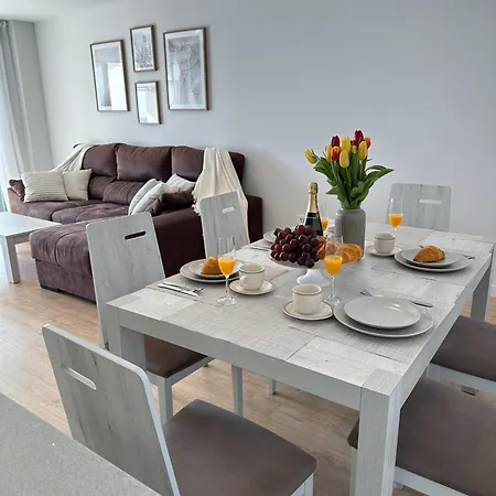 Horizonte 3 Charming With Breathtaking Sea View At First Line Of Fuengirola